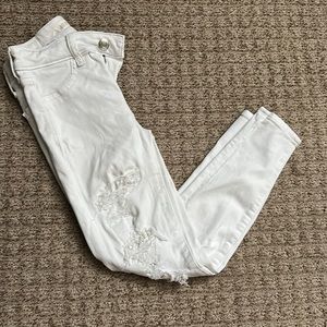 American eagle crop jeans. White. Size 0 short.